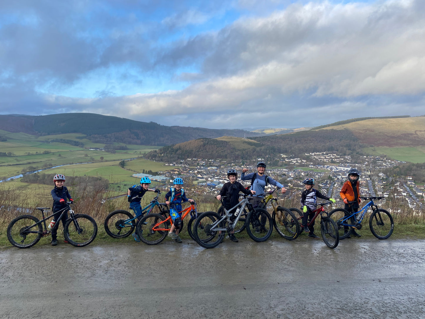 KIDS CLUB WEE DAY OOT! (INSERVICE DAY)